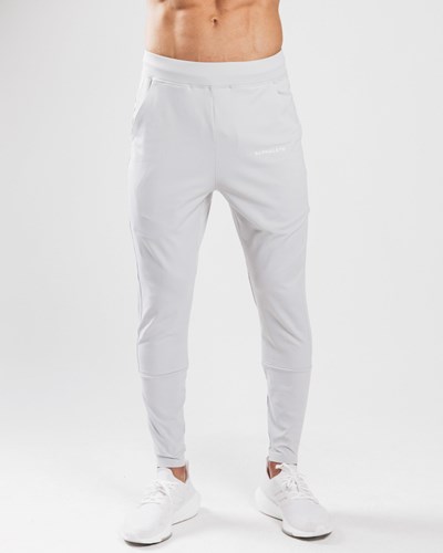 Alphalete 4-Way Stretch Jogger Silver | QUOM-75162
