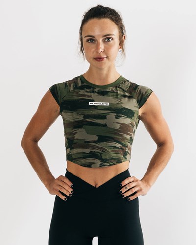 Alphalete High Performance Korta Sleeve Crop Tee Olivgröna Camo | KJIS-51870